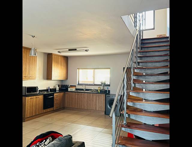 2 BEDROOM APARTMENT TO LET IN WAVERLEY